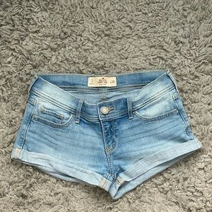 Hollister light wash shorts